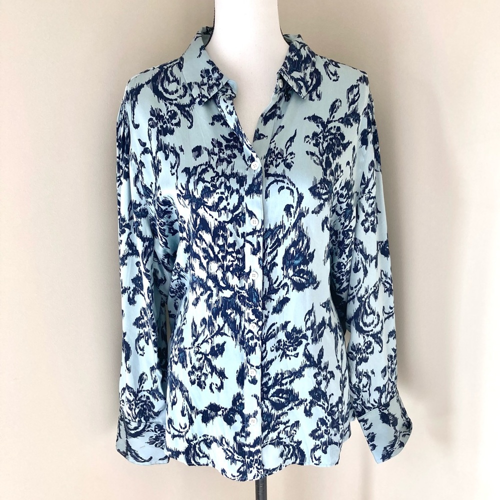 Chico’s Sandwashed Satin Ikat Floral Button Shirt Size XXL - Picture 3 of 9